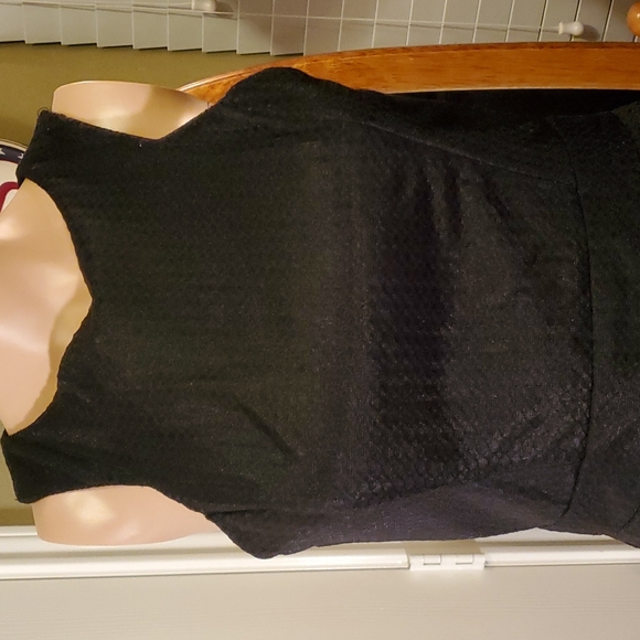 🎉CLOSET CLEAROUT GBX, perfect little black dress - Picture 2 of 9